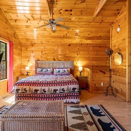 Permanent Vacation-Private Honeymoon Cabin With Hot Tub セバービル エクステリア 写真