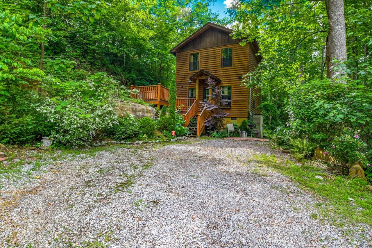 Permanent Vacation-Private Honeymoon Cabin With Hot Tub セバービル エクステリア 写真