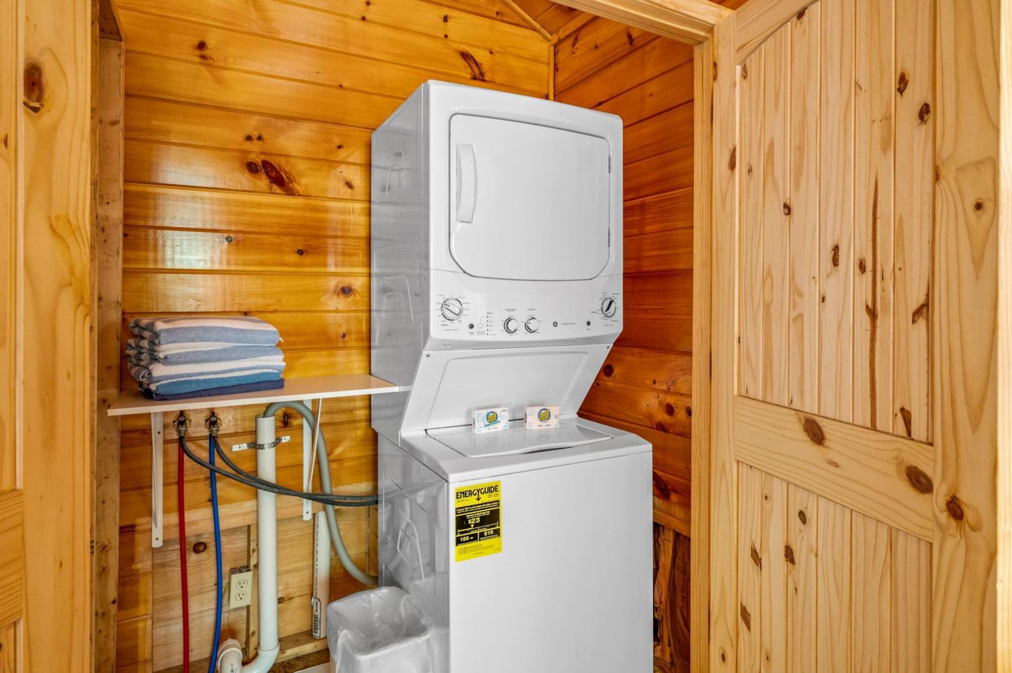 Permanent Vacation-Private Honeymoon Cabin With Hot Tub セバービル エクステリア 写真